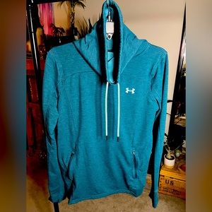 Under Armour blue/green sweatshirt